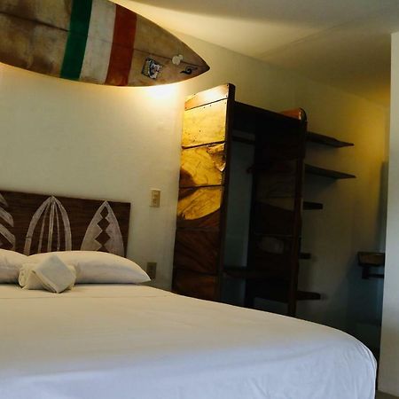 Brisas de Zicatela Experiencia Surf Camp 호스텔 외부 사진