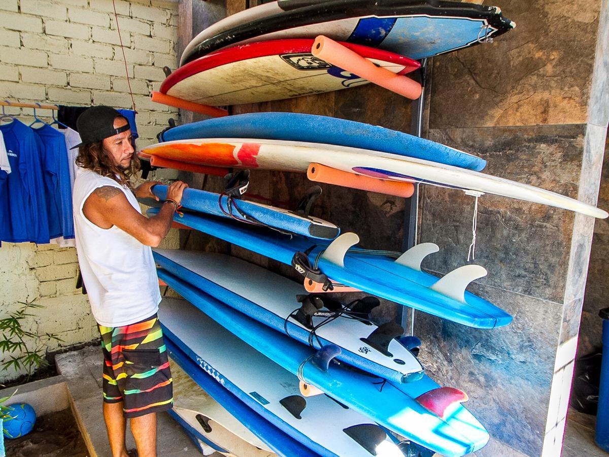 Brisas de Zicatela Experiencia Surf Camp 호스텔 외부 사진