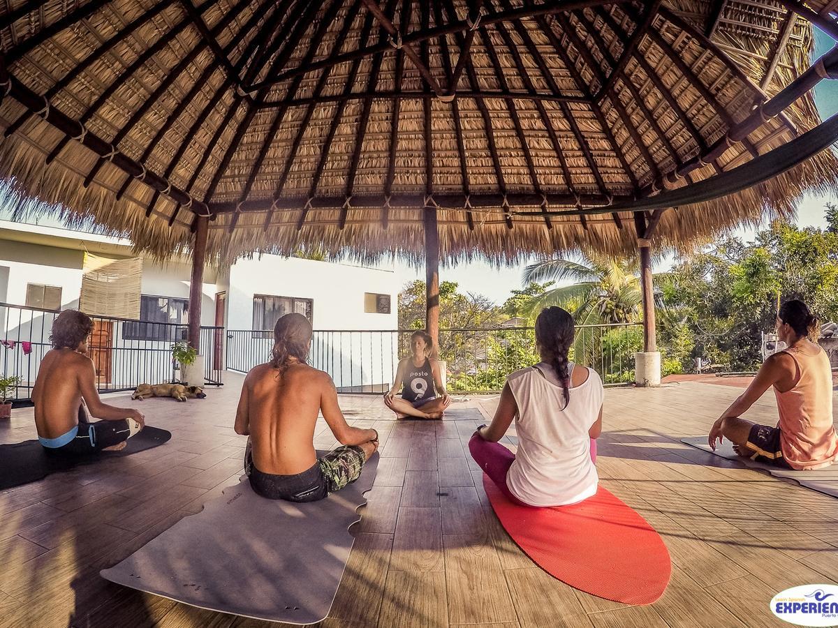 Brisas de Zicatela Experiencia Surf Camp 호스텔 외부 사진