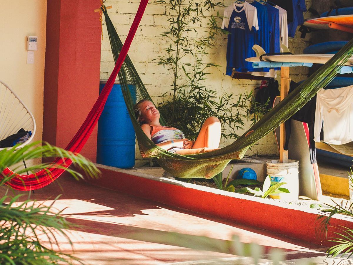 Brisas de Zicatela Experiencia Surf Camp 호스텔 외부 사진