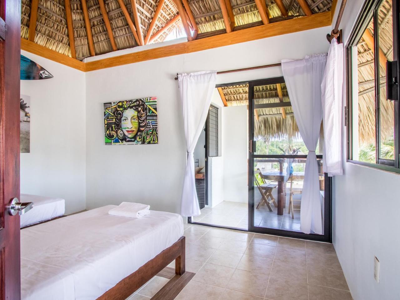 Brisas de Zicatela Experiencia Surf Camp 호스텔 외부 사진